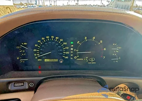 1998 Lexus Lx 470 z USA, uszkodzony, nr VIN JT6HT00W9W0023792